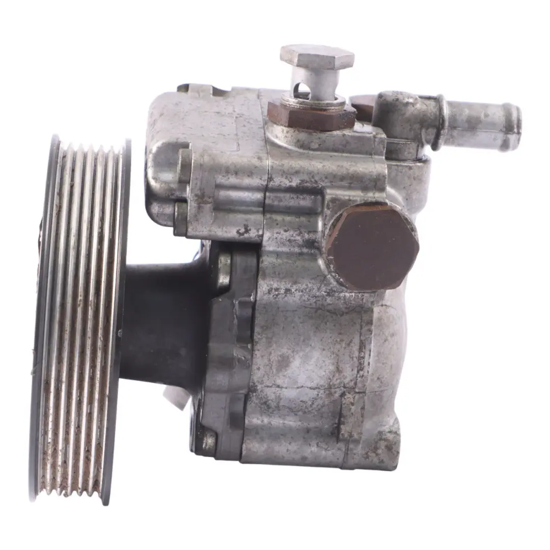 N47 Pompa del servosterzo per BMW E60 E61 LCI 520d con numero di parte 6780848 BMW E60 E61 LCI 520d N47 Pompa del servosterzo - SKU 6780848-1 - Numero di parte 6780848