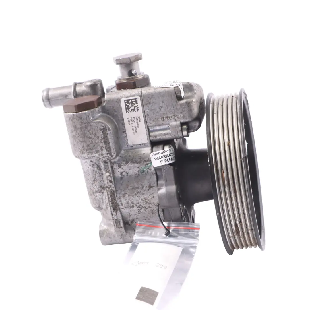 N47 Pompa del servosterzo per BMW E60 E61 LCI 520d con numero di parte 6780848 BMW E60 E61 LCI 520d N47 Pompa del servosterzo - SKU 6780848-1 - Numero di parte 6780848