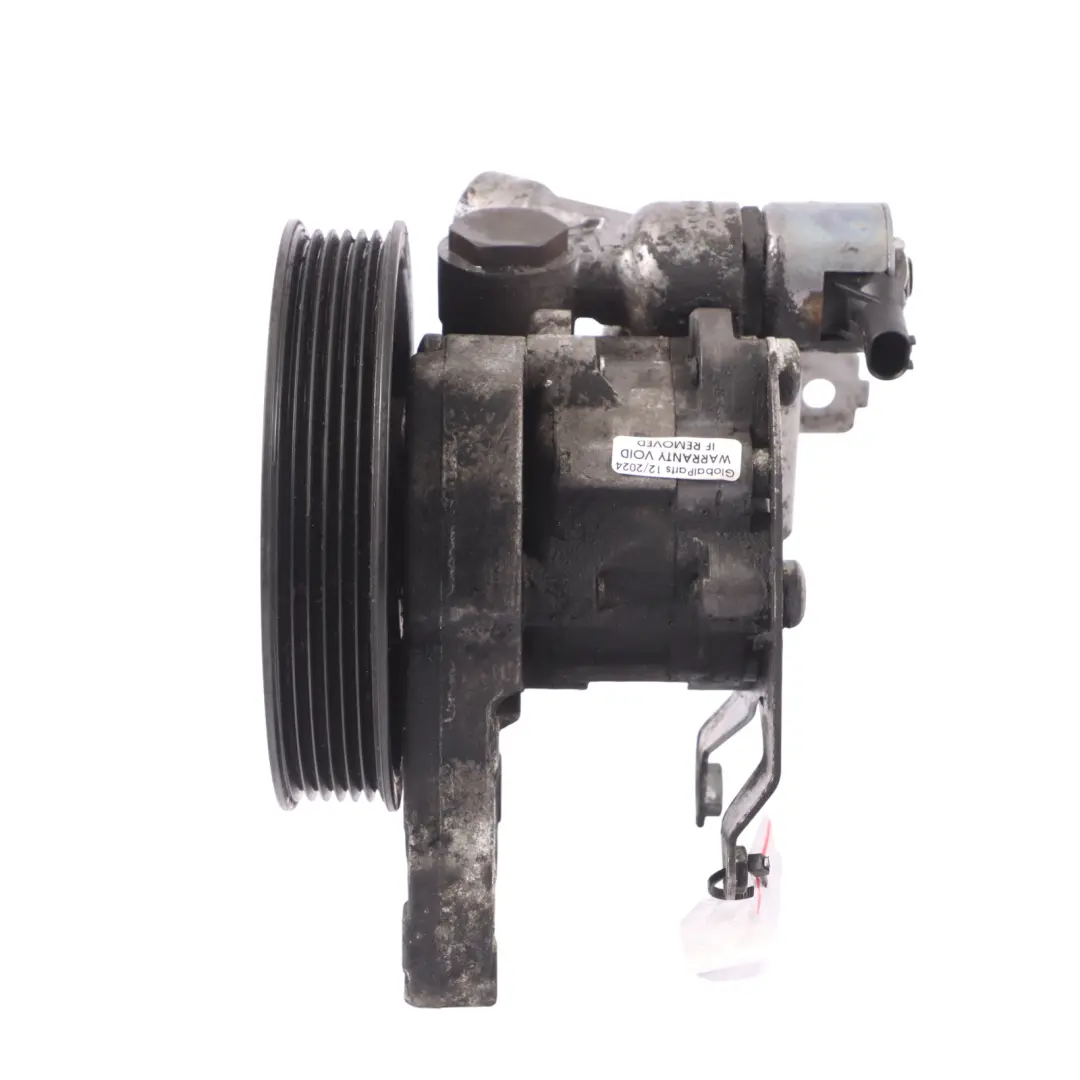 Pompa Servosterzo Diesel M57N2 per BMW E60 E61 E63 LCI 525d 530d con numero di parte 6783430 BMW E60 E61 E63 LCI 525d 530d Pompa Servosterzo Diesel M57N2 - SKU 6783430 - Numero di parte 6783430