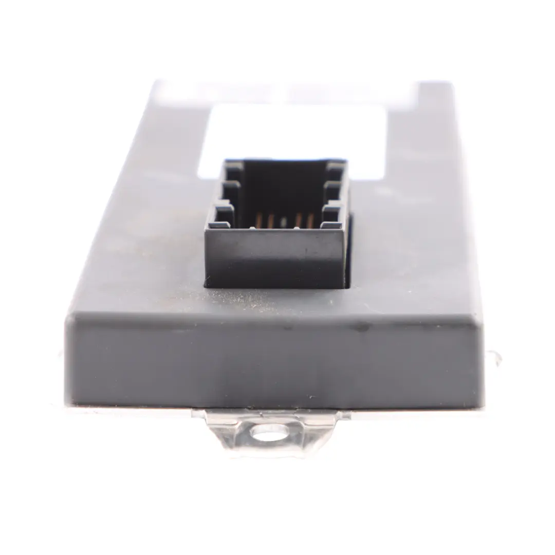 Control Unit Dynamic Drive Front Axle Suspension to BMW E60 E61 E63 E65 with Part number 6783986 BMW E60 E61 E63 E65 Control Unit Dynamic Drive Front Axle Suspension - SKU 6783986 - Part number 6783986