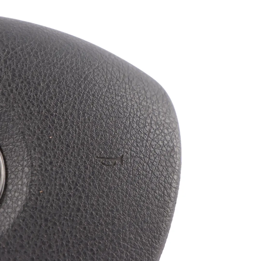 Poduszka Powietrzna Airbag Kierowcy Czarna do BMW F20 F21 F30 o numerze 6791330 BMW F20 F21 F30 Poduszka Powietrzna Airbag Kierowcy Czarna - SKU 6791330-4 - Numer Części 6791330