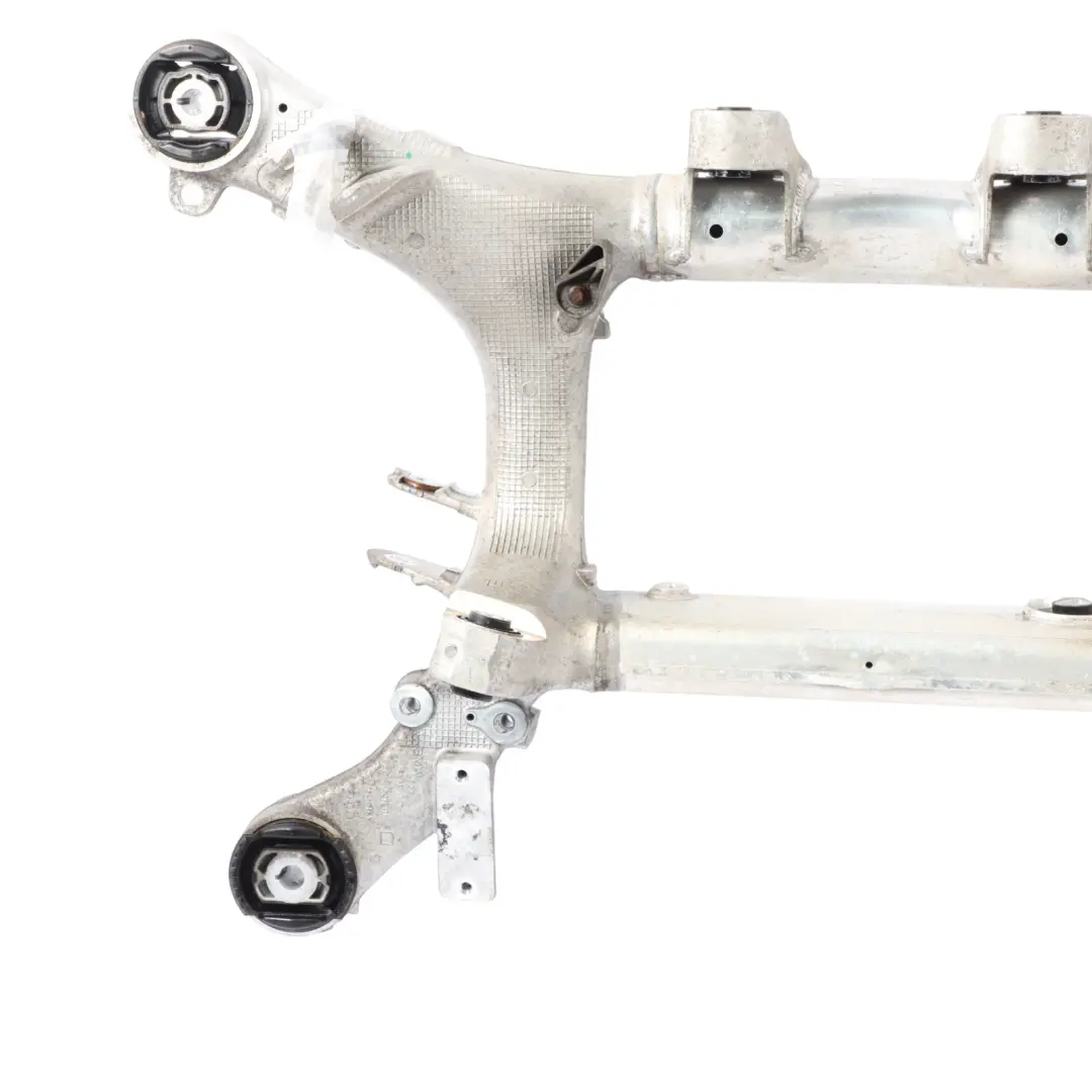 BMW G31 G32 GT Eje Trasero Subchasis Cuna Soporte - SKU 6866423 - Número de pieza 6866423