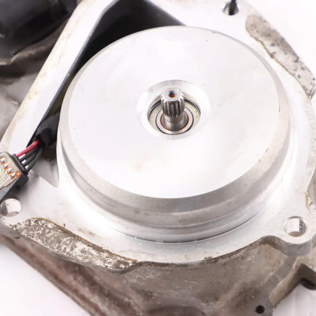 Servo moteur de crémaillère direction électrique 6871623 pour Mini Cooper F55 F56 F57 à propos du numéro de pièce 6897686 Mini Cooper F55 F56 F57 Servo moteur de crémaillère direction électrique 6871623 - SKU 6897686 - Numéro de pièce 6897686