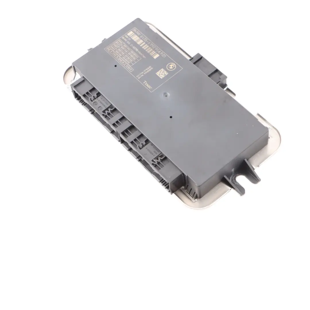 Footwell Light Module FRM III Control Unit to BMW X4 F26 with Part number 6992954 BMW X4 F26 Footwell Light Module FRM III Control Unit - SKU 6992954 - Part number 6992954