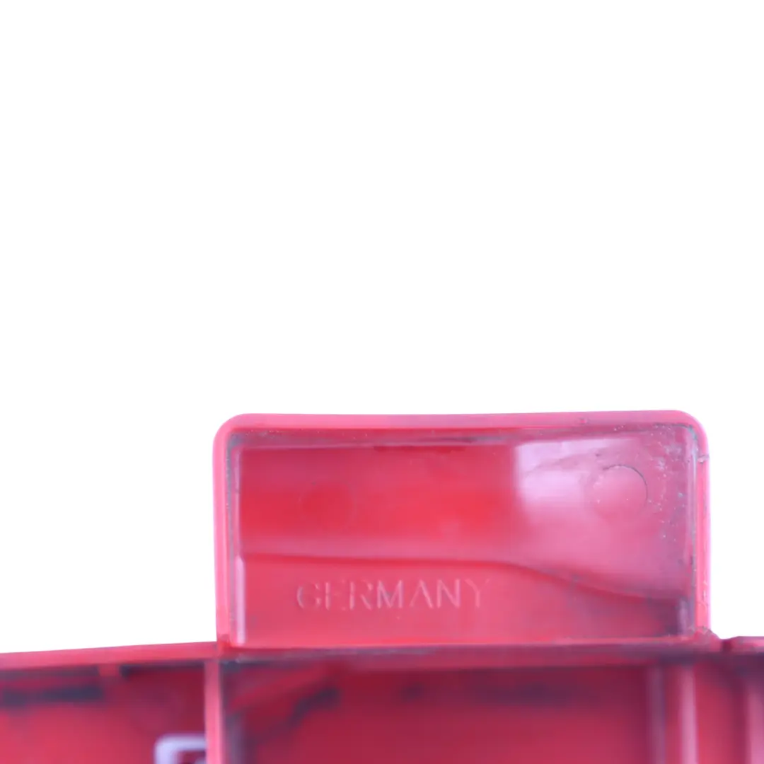 Battery Positive Terminal Jump Cover to Audi A1 8X Volkswagen Polo GTI 6C with Part number 6C0915441 Audi A1 8X Volkswagen Polo GTI 6C Battery Positive Terminal Jump Cover - SKU 6C0915441 - Part number 6C0915441