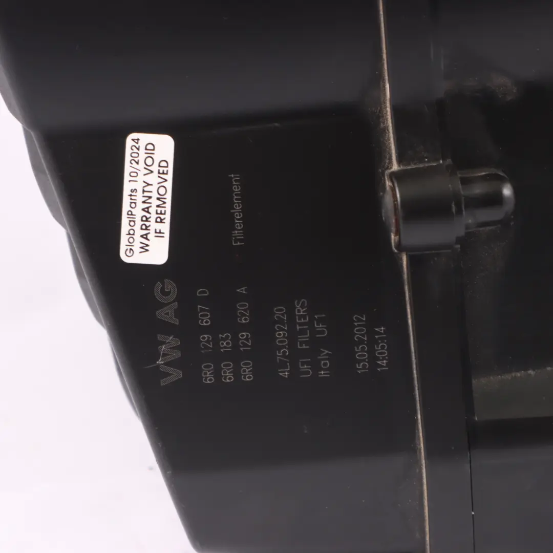 CAVG Benzyna Obudowa Filtra Powietrza do Audi A1 8X 1.4 TFSI o numerze 6R0129607D Audi A1 8X 1.4 TFSI CAVG Benzyna Obudowa Filtra Powietrza - SKU 6R0129607D - Numer Części 6R0129607D