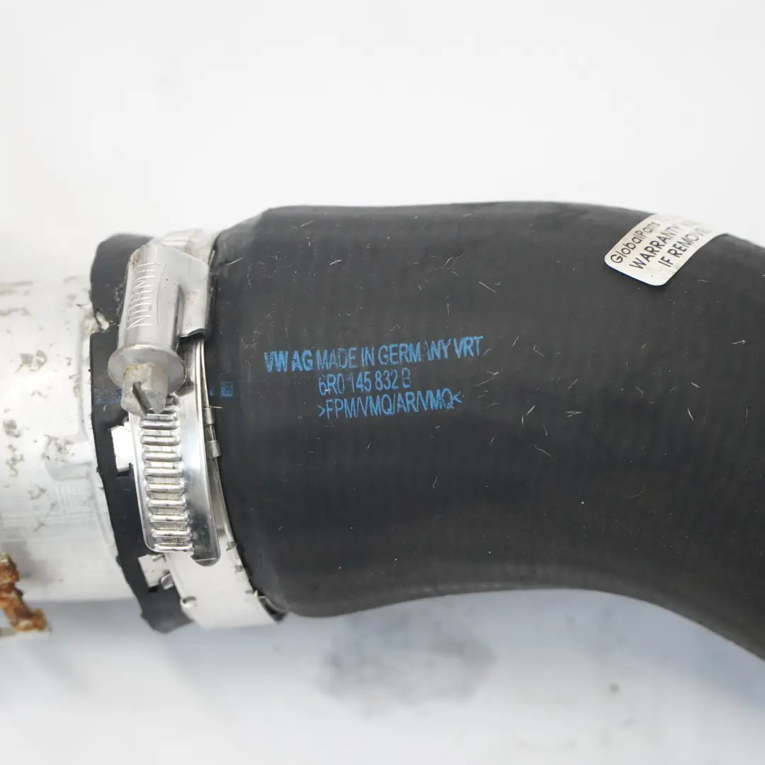 Tubo de admisión de aire del intercooler para Audi A1 8X con número de pieza 6R0145770L Audi A1 8X Tubo de admisión de aire del intercooler - SKU 6R0145770L - Número de pieza 6R0145770L