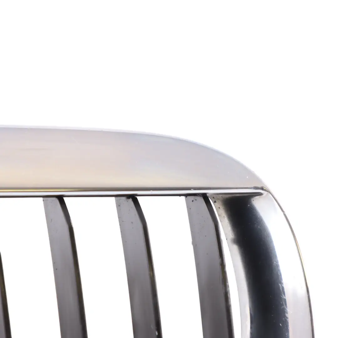 Vorne Stoßstangen Grill Rahmen Rechts Außen Chrom Schwarz für BMW E63 E64 mit Teilenummer 7008916 BMW E63 E64 Vorne Stoßstangen Grill Rahmen Rechts Außen Chrom Schwarz - SKU 7008916-1 - Teilenummer 7008916