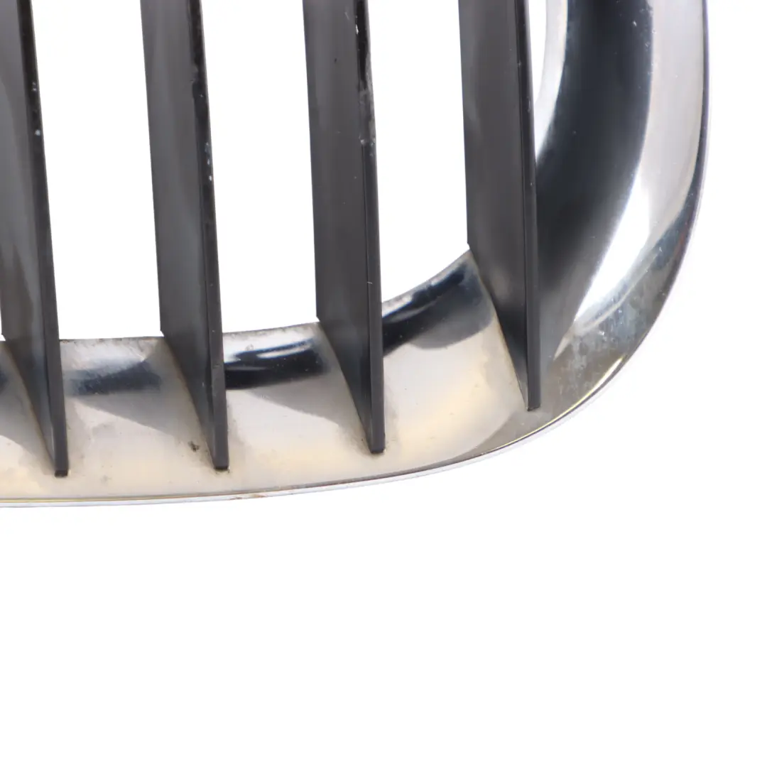 Front Bumper Grille Frame Right O/S Chrome Schwarz Black to BMW E63 E64 with Part number 7008916 BMW E63 E64 Front Bumper Grille Frame Right O/S Chrome Schwarz Black - SKU 7008916-1 - Part number 7008916