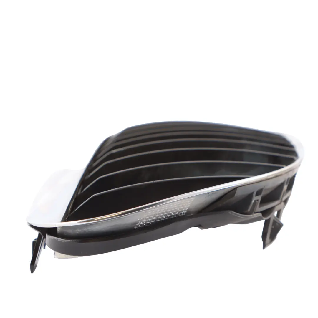 Cadre Calandre Pare Chocs Avant Droit Chrome Schwarz Black pour BMW E63 E64 à propos du numéro de pièce 7008916 BMW E63 E64 Cadre Calandre Pare Chocs Avant Droit Chrome Schwarz Black - SKU 7008916-1 - Numéro de pièce 7008916