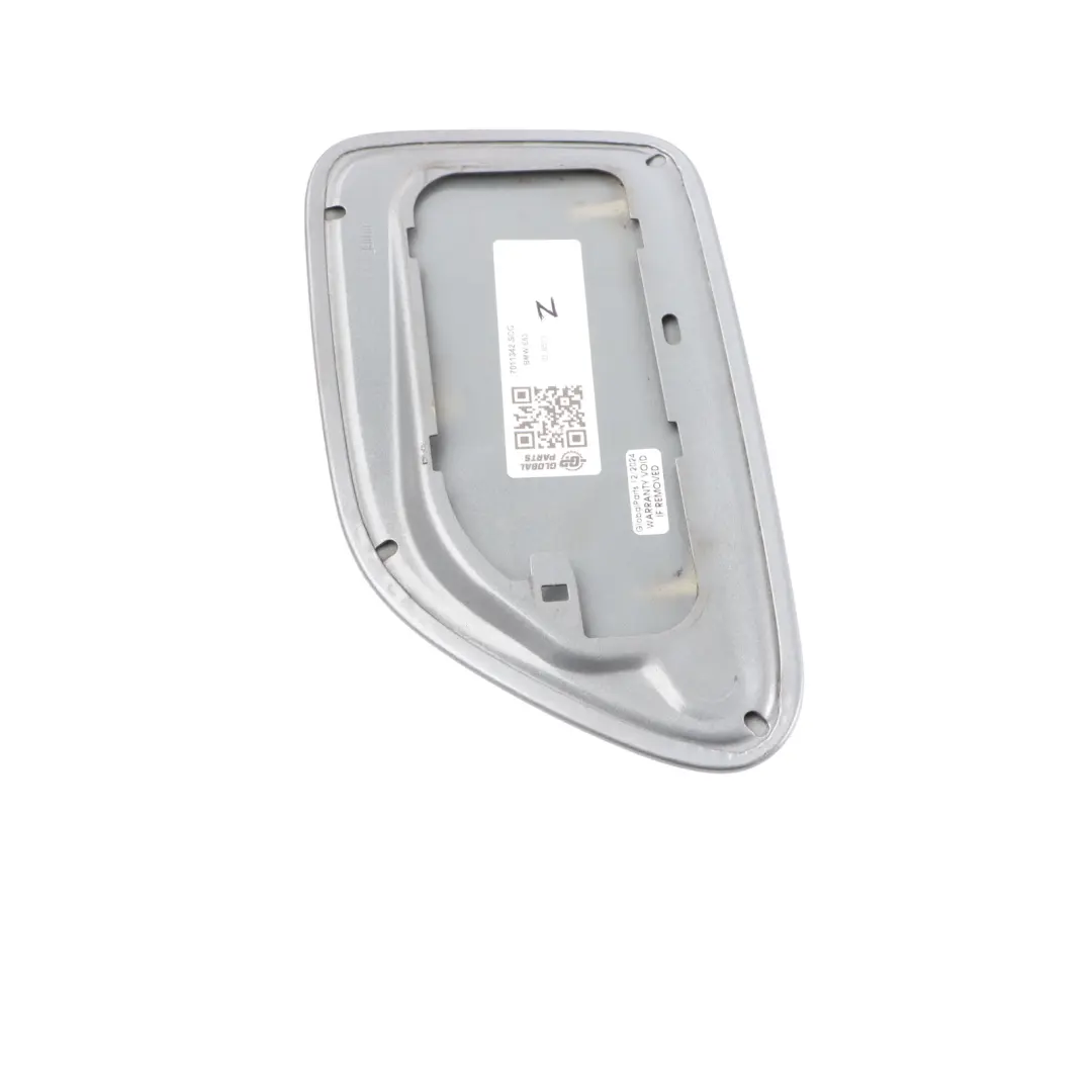 Tapa Combustible Gris Espacial Metalizado A52 para BMW E63 E64 con número de pieza 7011342 BMW E63 E64 Tapa Combustible Gris Espacial Metalizado A52 - SKU 7011342-SCG - Número de pieza 7011342