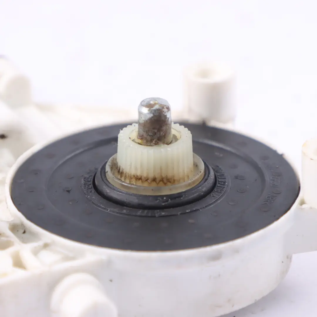 Regulador Ventana Trasera Derecha Actuador Motor Cristal para BMW Z4 E89 con número de pieza 7046034 BMW Z4 E89 Regulador Ventana Trasera Derecha Actuador Motor Cristal - SKU 7046034 - Número de pieza 7046034