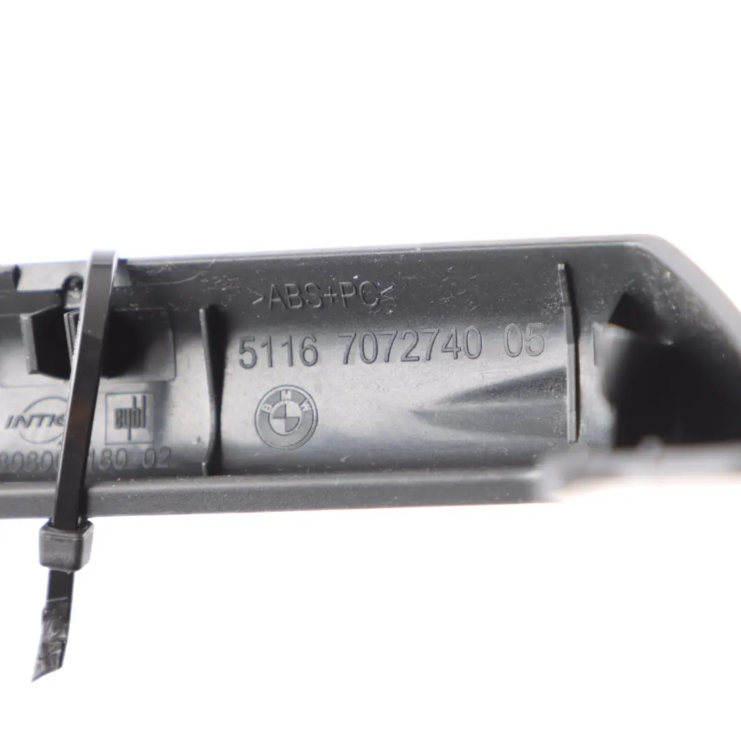 Scharnierabdeckung Armlehne Mittelkonsole Basaltgrau für BMW E63 E64 mit Teilenummer 7072740 BMW E63 E64 Scharnierabdeckung Armlehne Mittelkonsole Basaltgrau - SKU 7072740- - Teilenummer 7072740