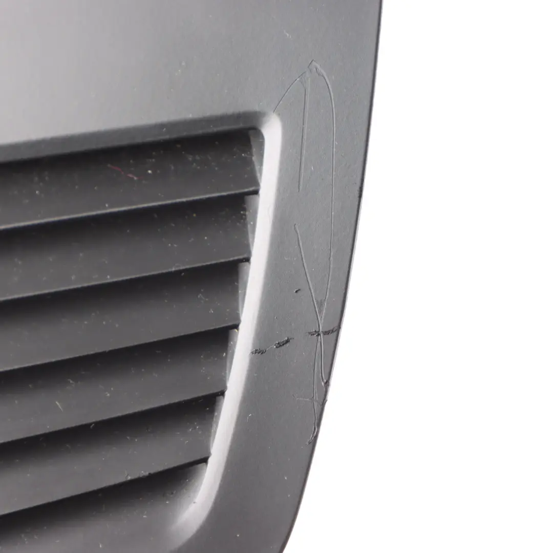 Osłona Głośnika Centralnego do BMW E90 E91 E92 o numerze 7123753 BMW E90 E91 E92 Osłona Głośnika Centralnego - SKU 7123753 - Numer Części 7123753