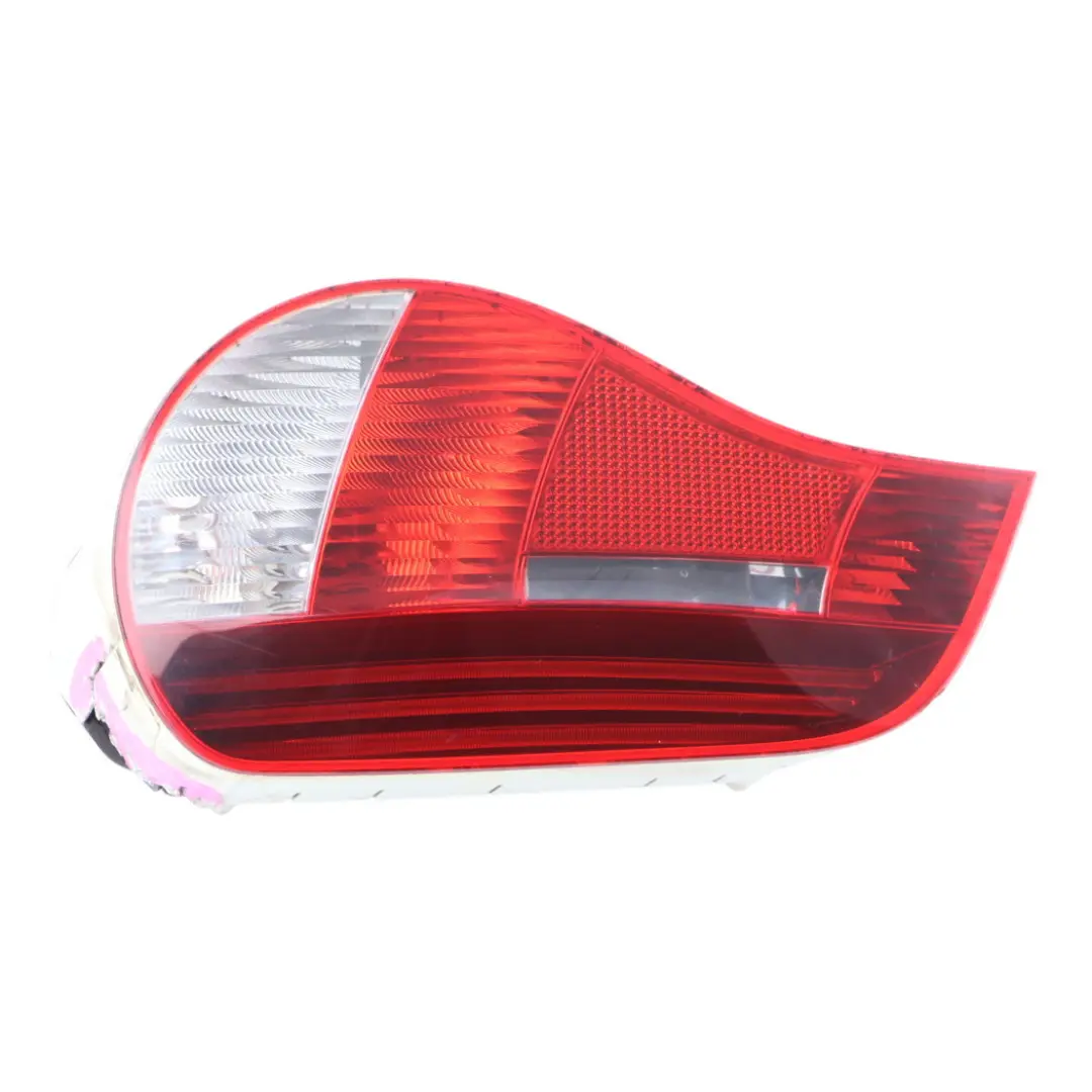 Lamp BMW Z4 E85 E86 Tailgate Tail Light Right O/S to Rear with Part number 7162730 Rear Lamp BMW Z4 E85 E86 Tailgate Tail Light Right O/S - SKU 7162730-2 - Part number 7162730