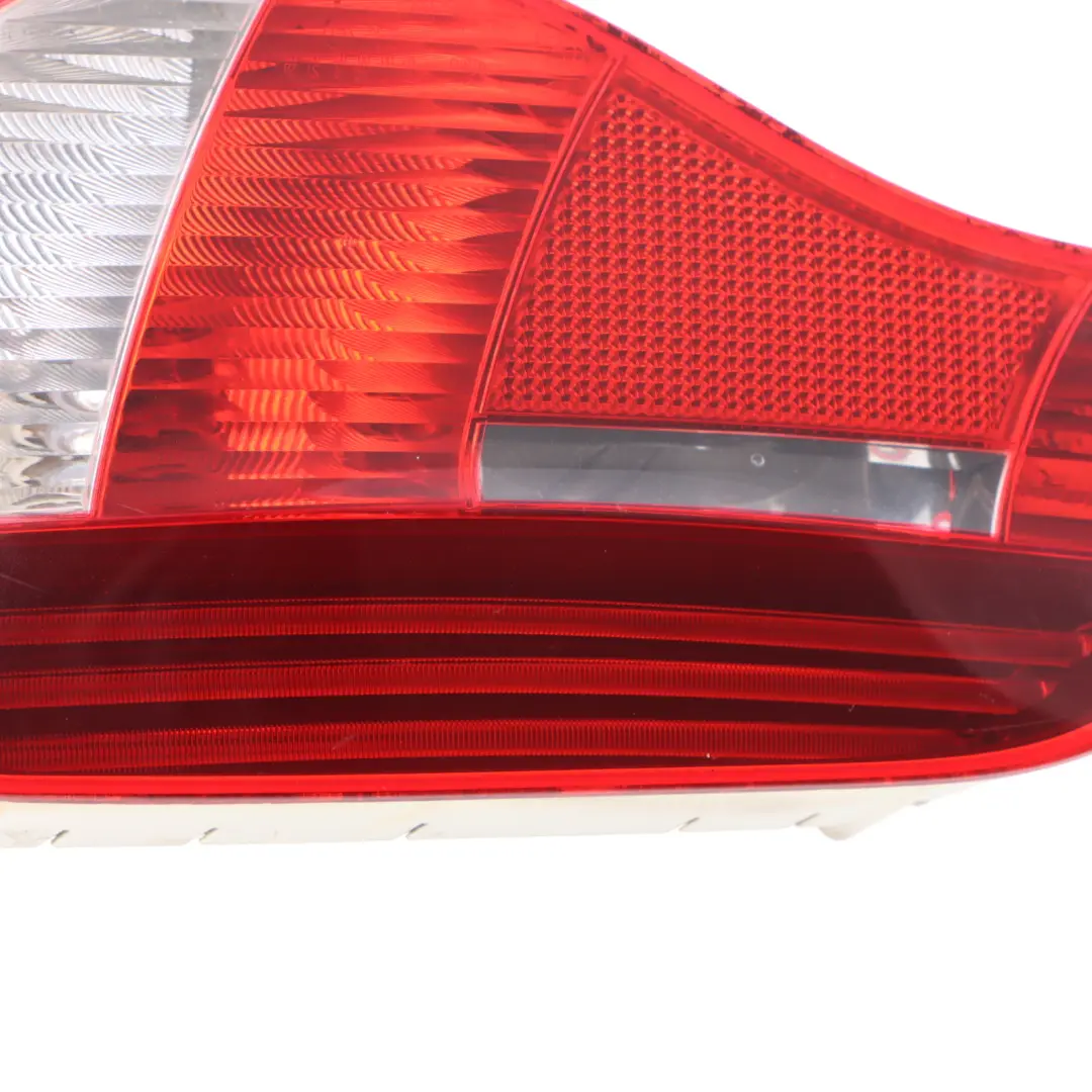 Lamp BMW Z4 E85 E86 Tailgate Tail Light Right O/S to Rear with Part number 7162730 Rear Lamp BMW Z4 E85 E86 Tailgate Tail Light Right O/S - SKU 7162730-2 - Part number 7162730