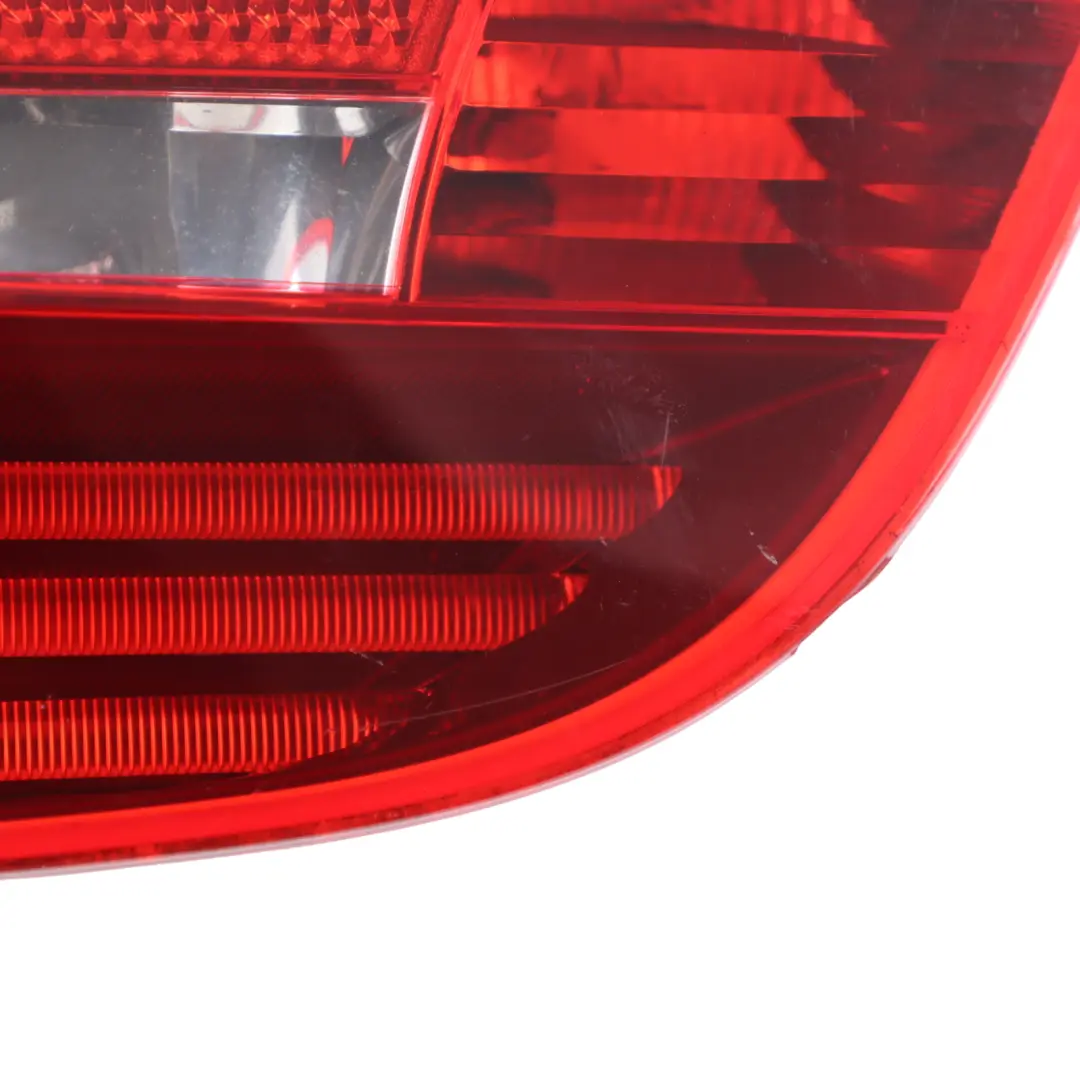 Lamp BMW Z4 E85 E86 Tailgate Tail Light Right O/S to Rear with Part number 7162730 Rear Lamp BMW Z4 E85 E86 Tailgate Tail Light Right O/S - SKU 7162730-2 - Part number 7162730