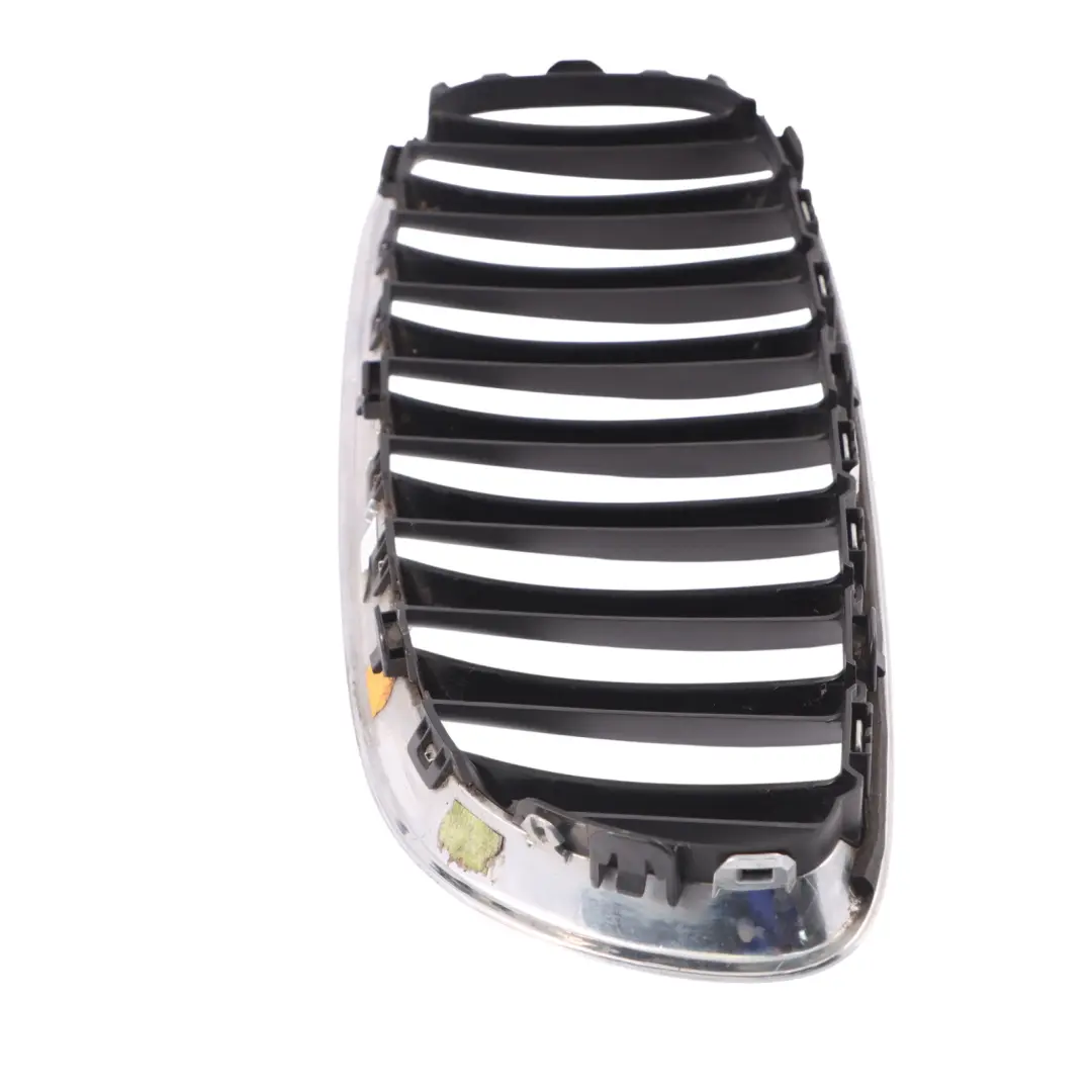 Paraurti anteriore Copri Radiatore Griglia Rene Cromo Destra per BMW E89 con numero di parte 7191510 BMW E89 Paraurti anteriore Copri Radiatore Griglia Rene Cromo Destra - SKU 7191510 - Numero di parte 7191510