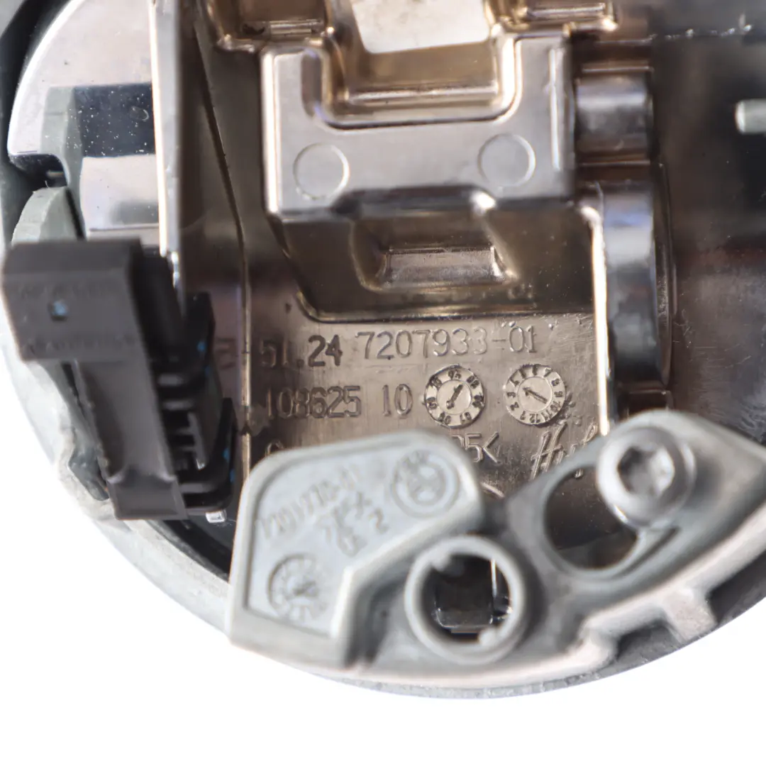 £Trunk Emblem BMW E81 E87 LCI Button Tailgate Badge Open Opening to with Part number 7207933 £Trunk Emblem BMW E81 E87 LCI Button Tailgate Badge Open Opening - SKU 7207933-9 - Part number 7207933