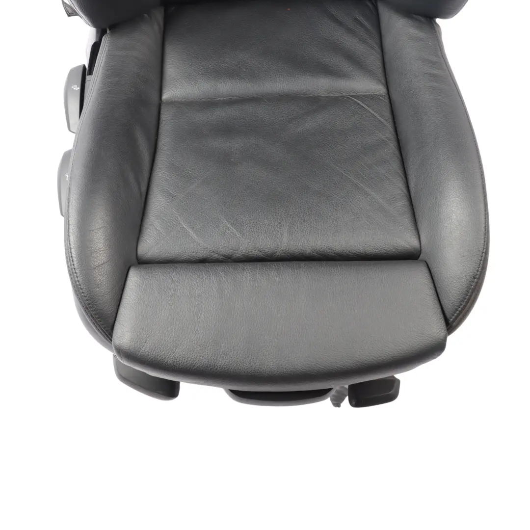 Front Seat Sport Heated Right O/S Black Leather Kansas to BMW Z4 E89 Roadster with Part number 7213962 BMW Z4 E89 Roadster Front Seat Sport Heated Right O/S Black Leather Kansas - SKU 7213962-1 - Part number 7213962