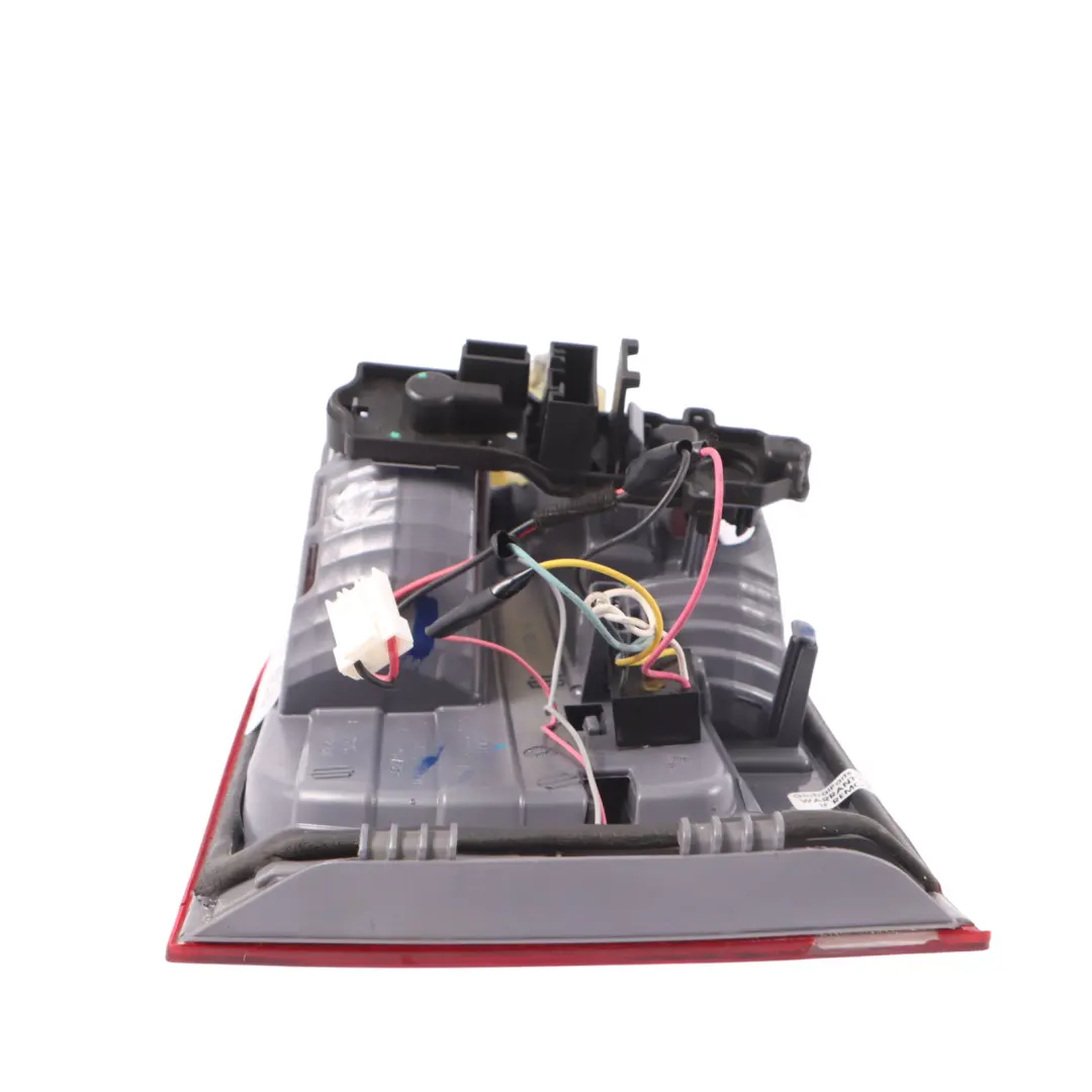 Fanale posteriore a LED coperchio del bagagliaio Portellone sinistro per BMW X3 F25 con numero di parte 7217313 BMW X3 F25 Fanale posteriore a LED coperchio del bagagliaio Portellone sinistro - SKU 7217313-1 - Numero di parte 7217313