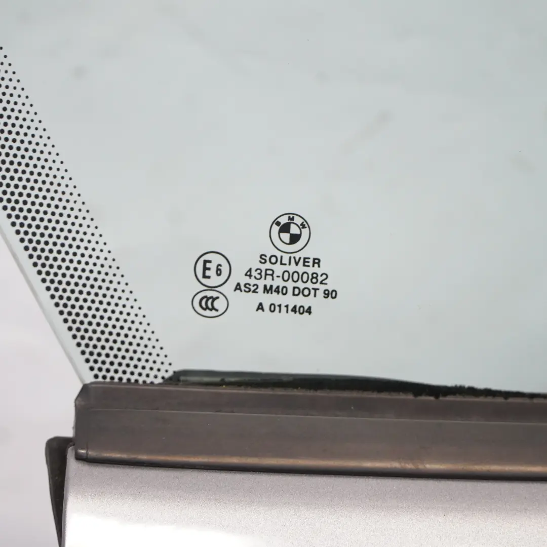 Puerta Delantera Derecha Spacegrau Gris - A52 para BMW Z4 E89 Convertible con número de pieza 7225136 BMW Z4 E89 Convertible Puerta Delantera Derecha Spacegrau Gris - A52 - SKU 7225136-SCG - Número de pieza 7225136