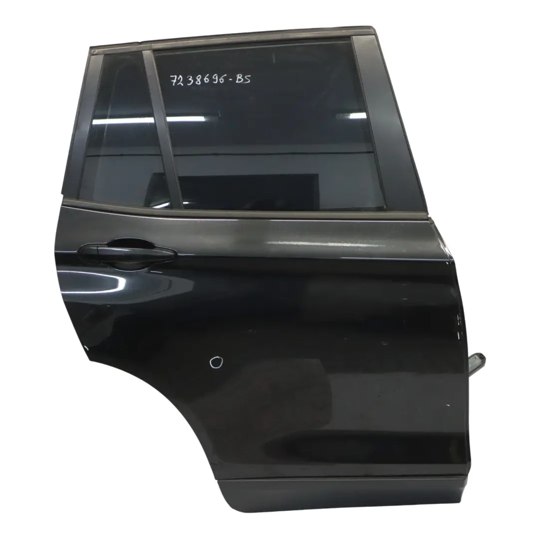 Puerta Trasera Derecha Black Sapphire Metallic - 475 para BMW X3 F25 con número de pieza 7238696 BMW X3 F25 Puerta Trasera Derecha Black Sapphire Metallic - 475 - SKU 7238696-BS - Número de pieza 7238696