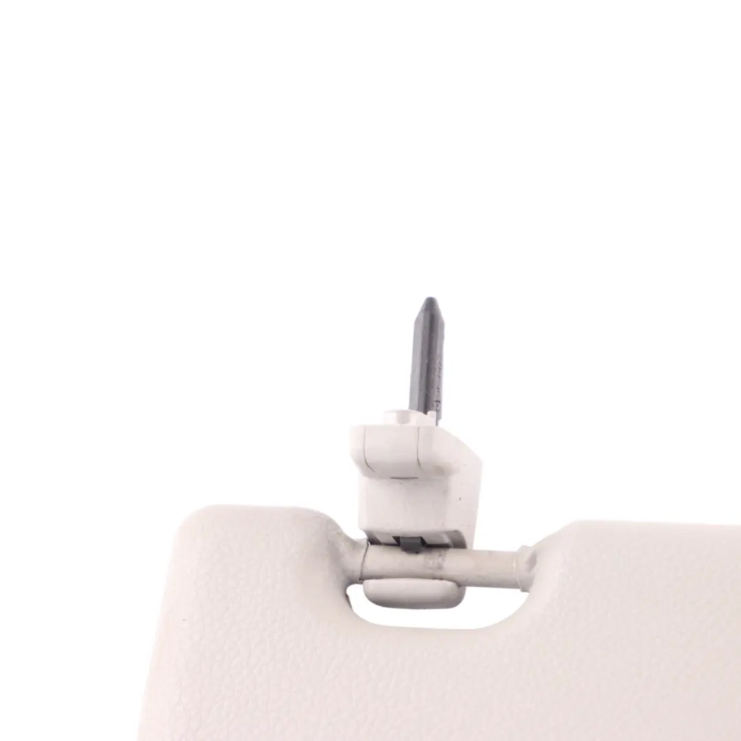 Specchietto Parasole Destro Grigio per BMW X1 E84 con numero di parte 7251984 BMW X1 E84 Specchietto Parasole Destro Grigio - SKU 7251984 - Numero di parte 7251984