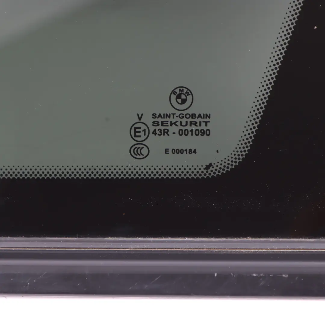 Vitre Latérale Arrière Droite Teintée Noire pour BMW F31 Touring à propos du numéro de pièce 7259248 BMW F31 Touring Vitre Latérale Arrière Droite Teintée Noire - SKU 7259248-2 - Numéro de pièce 7259248