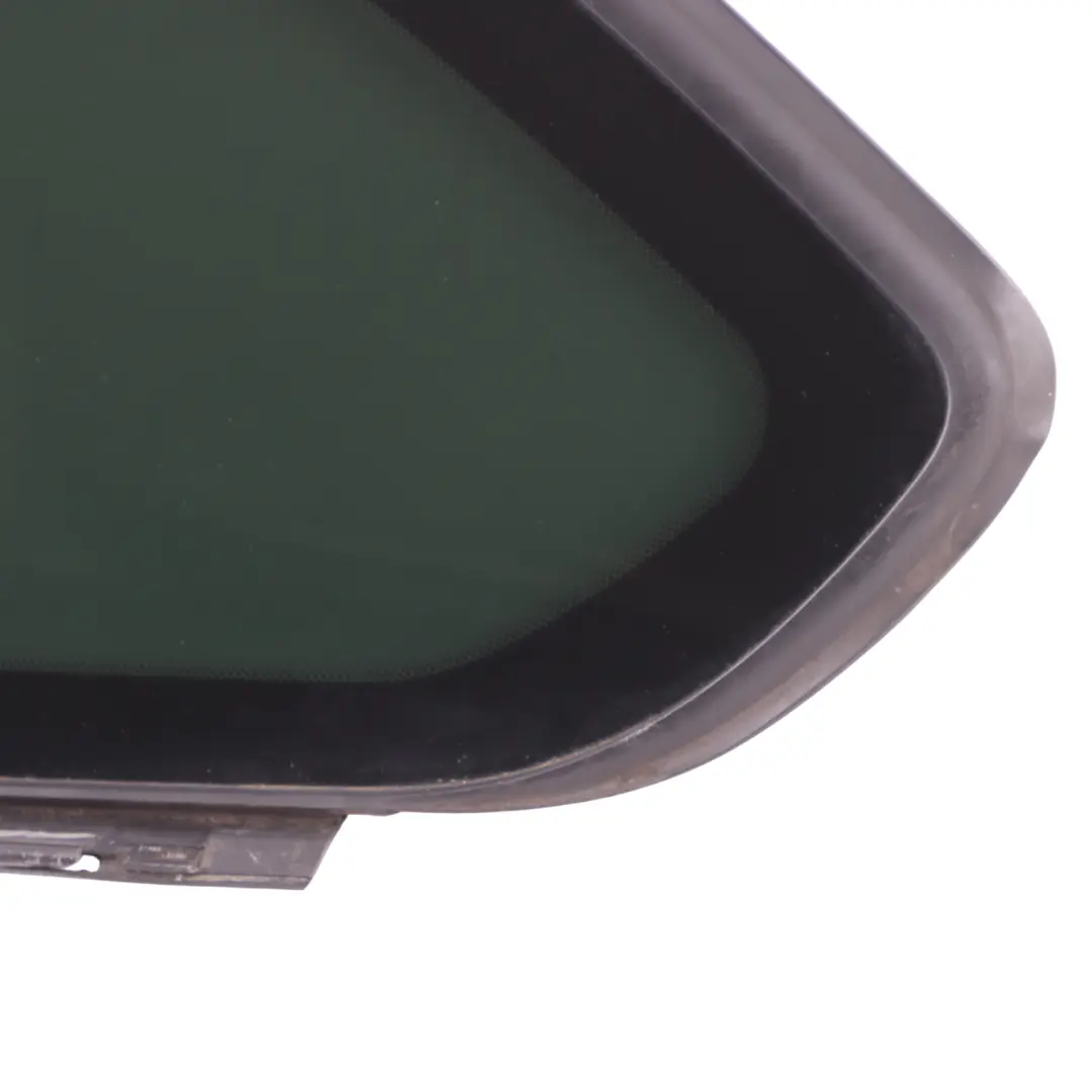 Vitre de custode latérale arrière gauche Touring Vert AS2 pour BMW F31 à propos du numéro de pièce 7259713 BMW F31 Vitre de custode latérale arrière gauche Touring Vert AS2 - SKU 7259713-3 - Numéro de pièce 7259713