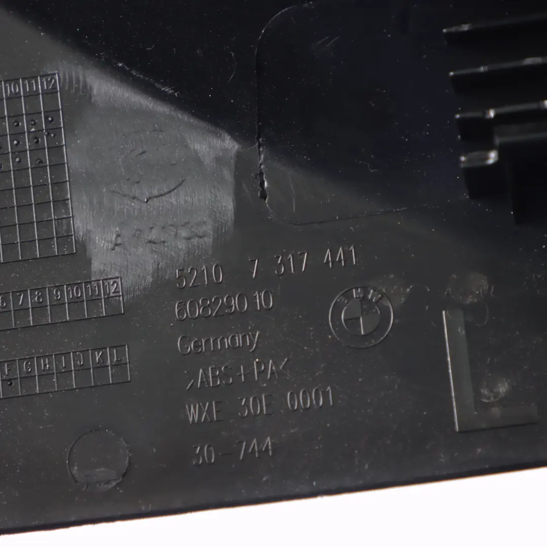 BMW F07 F10 F15 Osłona Panel Fotela Przód Lewa Czarna - SKU 7318975 - Numer Części 7318975