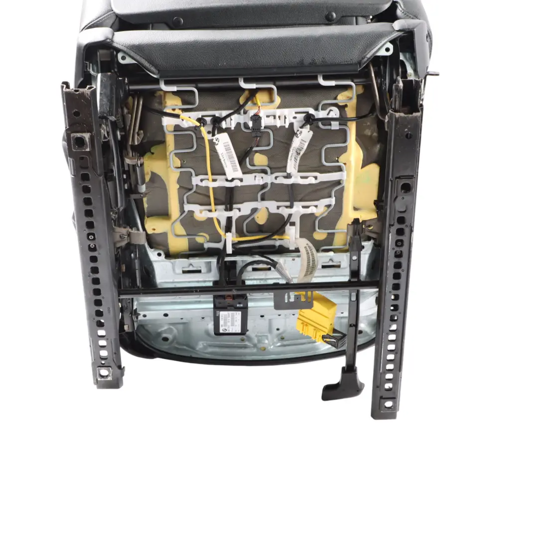 Fotel Przedni Lewy Podgrzewany Skóra Czarna lamówka Szarobrązowy do BMW X1 E84 o numerze 7324173 BMW X1 E84 Fotel Przedni Lewy Podgrzewany Skóra Czarna lamówka Szarobrązowy - SKU 7324173-3 - Numer Części 7324173