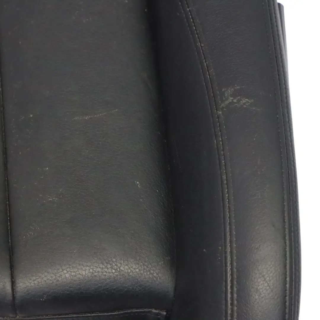 Housse de siège sport avant droite en cuir Dakota Black pour BMW F33 à propos du numéro de pièce 7327576 BMW F33 Housse de siège sport avant droite en cuir Dakota Black - SKU 7327576 - Numéro de pièce 7327576