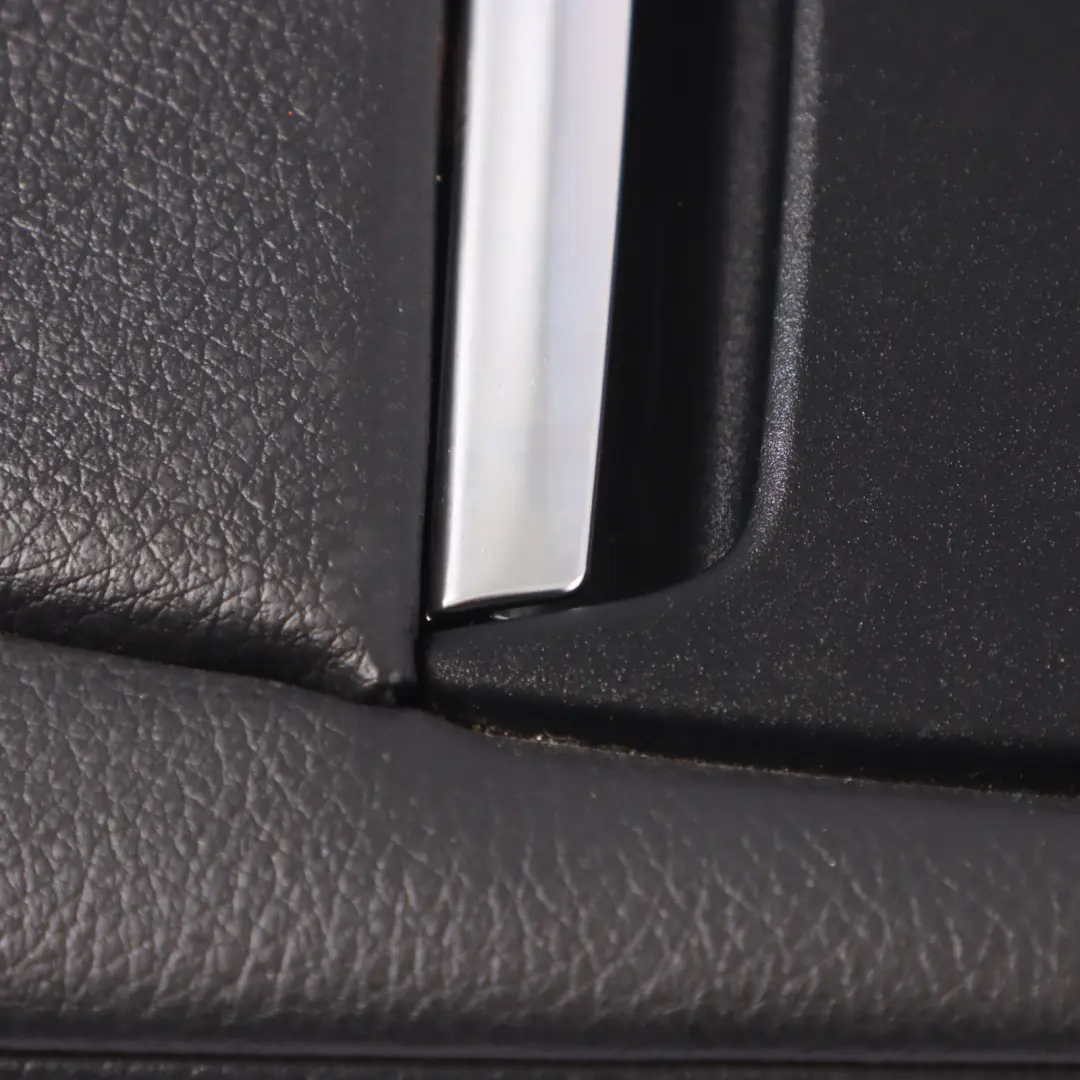 Armrest BMW X5 F15 X6 F16 Rear Seat Centre Arm Rest Leather Dakota Black to Rear with Part number 7330536 Rear Armrest BMW X5 F15 X6 F16 Rear Seat Centre Arm Rest Leather Dakota Black - SKU 7330536 - Part number 7330536