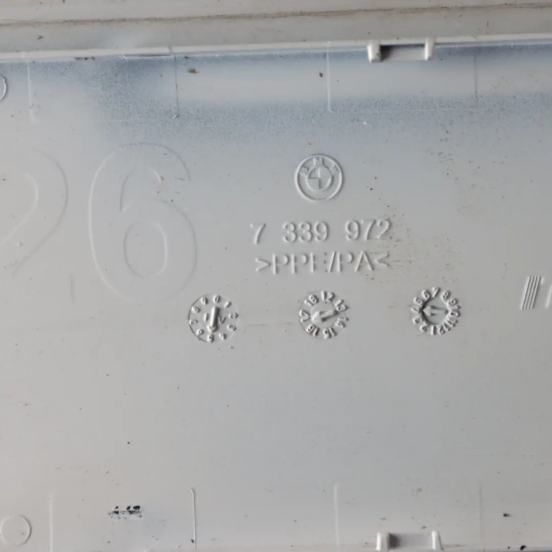 Fill in Flap Fuel Filler Cover Panel Cap Alpine White - 300 to BMW X4 F26 with Part number 7339972 BMW X4 F26 Fill in Flap Fuel Filler Cover Panel Cap Alpine White - 300 - SKU 7339972-AW - Part number 7339972