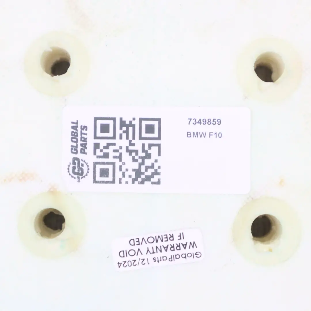 Pakiet Grzane Oparcie Fotela Przód Lewo Skóra Czarna do BMW F10 LCI M Sport o numerze 7349859 BMW F10 LCI M Sport Pakiet Grzane Oparcie Fotela Przód Lewo Skóra Czarna - SKU 7349859 - Numer Części 7349859