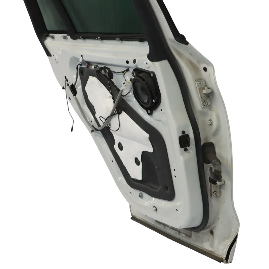 Porta posteriore sinistra Alpinweiss Alpine White 3 - 300 per BMW X4 F26 con numero di parte 7364791 BMW X4 F26 Porta posteriore sinistra Alpinweiss Alpine White 3 - 300 - SKU 7364791-AW - Numero di parte 7364791