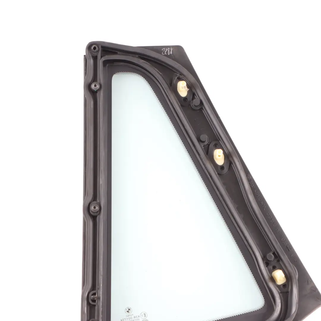 BMW X1 F48 Vitre Latérale Arrière Droite Verre Fixe AS2 - SKU 7405604 - Numéro de pièce 7405604