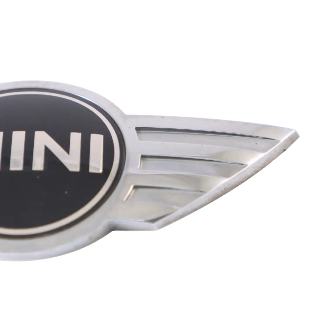 Heckklappe Kofferraum Emblem Logo Abzeichen für Mini F54 mit Teilenummer 7411203 Mini F54 Heckklappe Kofferraum Emblem Logo Abzeichen - SKU 7411203 - Teilenummer 7411203