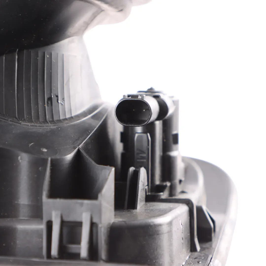 Filler Flap Cover BMW X4 G02 X4M F98 Pot Carrier Mount Housing to Fuel with Part number 7414473 Fuel Filler Flap Cover BMW X4 G02 X4M F98 Pot Carrier Mount Housing - SKU 7414473 - Part number 7414473