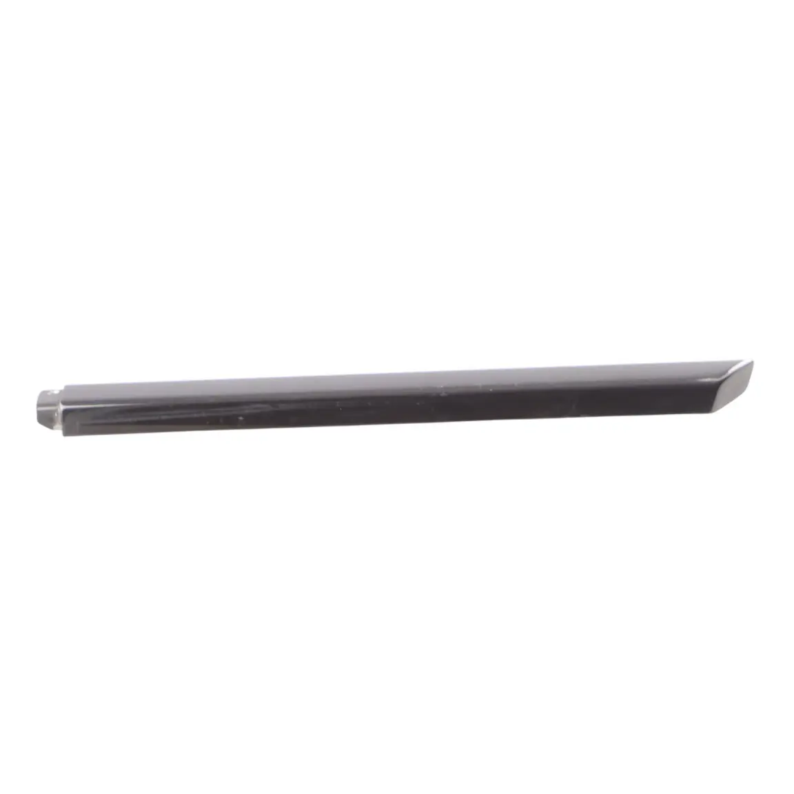 Garniture Joint Porte Avant Gauche Brillante Pour BMW G32 GT Numéro 7415681