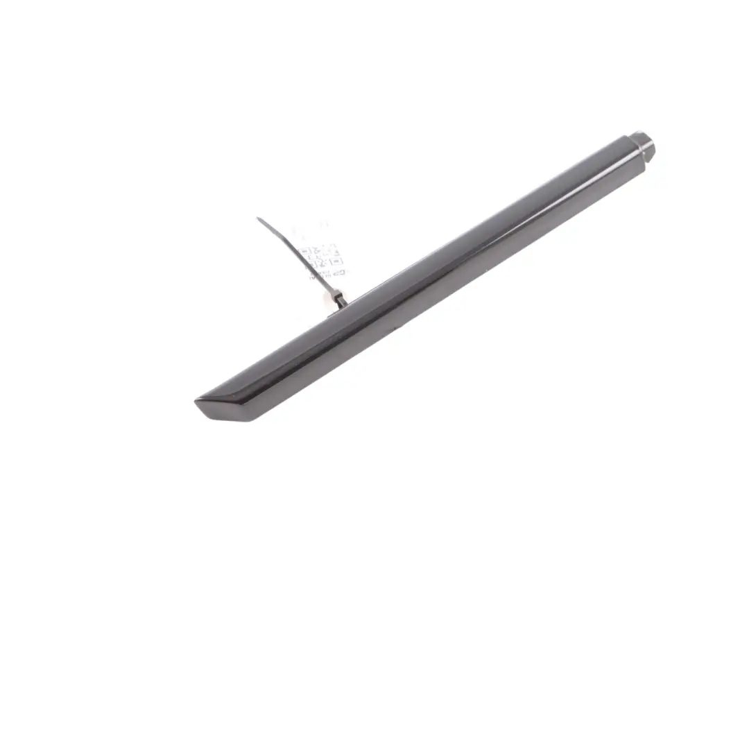 Door Weatherstrip Trim Cover High Gloss Front Right O/S to BMW G32 GT with Part number 7415682 BMW G32 GT Door Weatherstrip Trim Cover High Gloss Front Right O/S - SKU 7415682 - Part number 7415682