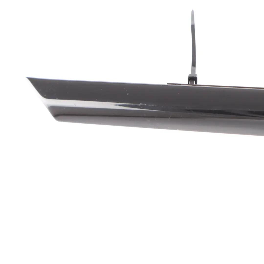 Door Weatherstrip Trim Cover High Gloss Front Right O/S to BMW G32 GT with Part number 7415682 BMW G32 GT Door Weatherstrip Trim Cover High Gloss Front Right O/S - SKU 7415682 - Part number 7415682