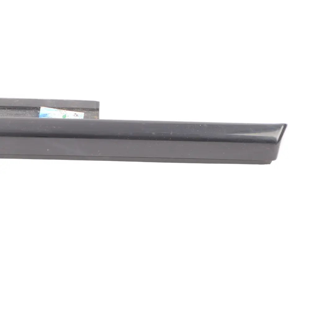 Embellecedor Puerta Delantera Izquierda Panel Cubre Conducto para BMW G32 GT con número de pieza 7415689 BMW G32 GT Embellecedor Puerta Delantera Izquierda Panel Cubre Conducto - SKU 7415689 - Número de pieza 7415689