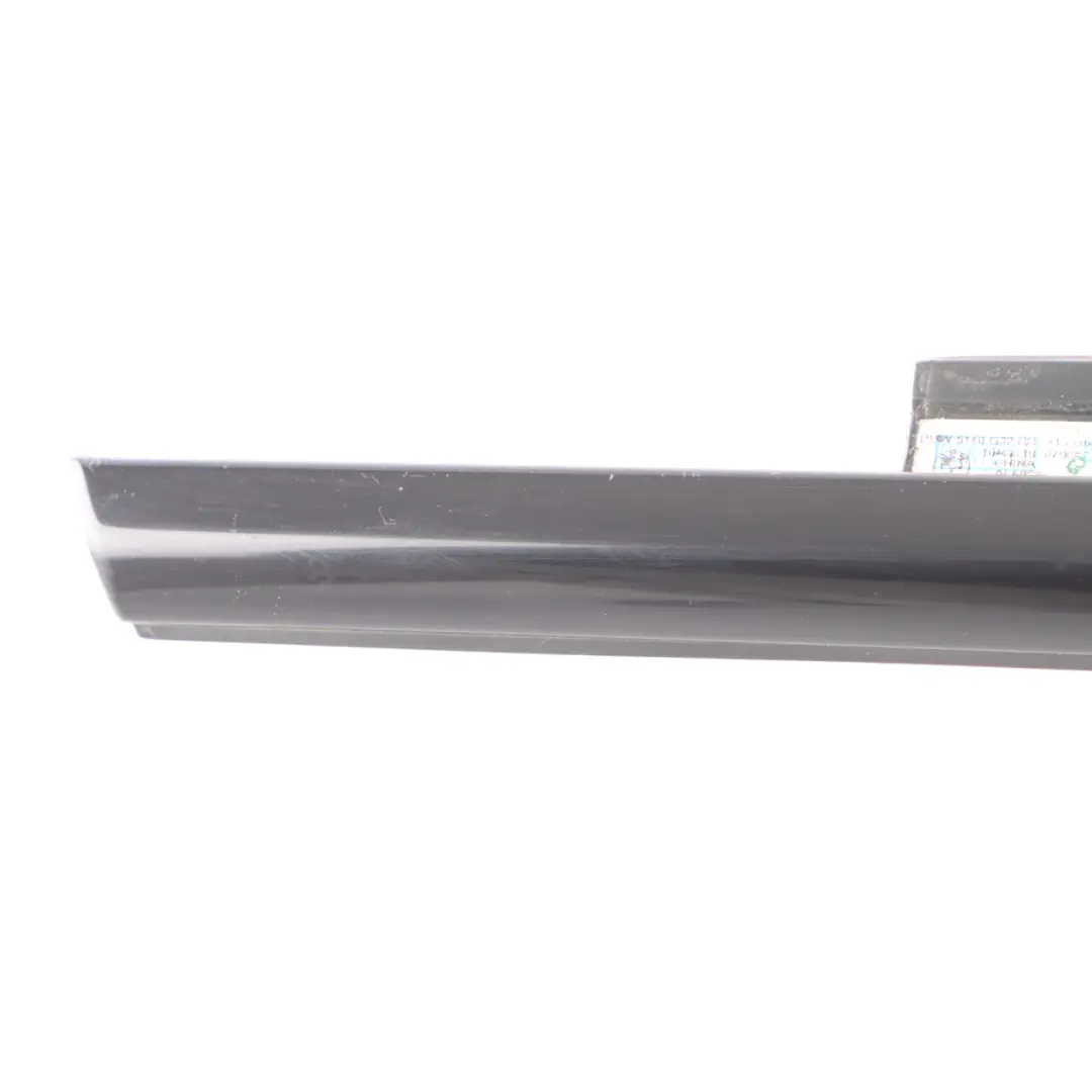 Listwa Zgarniająca Drzwi Prawa Przednia Prawy Przód 7464802 do BMW G32 GT o numerze 7415690 BMW G32 GT Listwa Zgarniająca Drzwi Prawa Przednia Prawy Przód 7464802 - SKU 7415690 - Numer Części 7415690