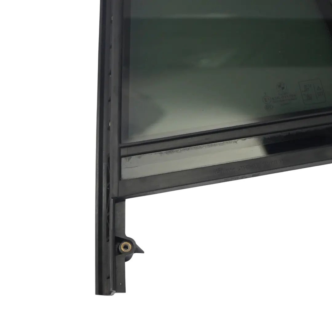 Puerta Trasera Cuarto Ventana Cristal Fijo Izquierdo Tintado para BMW G02 con número de pieza 7416543 BMW G02 Puerta Trasera Cuarto Ventana Cristal Fijo Izquierdo Tintado - SKU 7416543 - Número de pieza 7416543