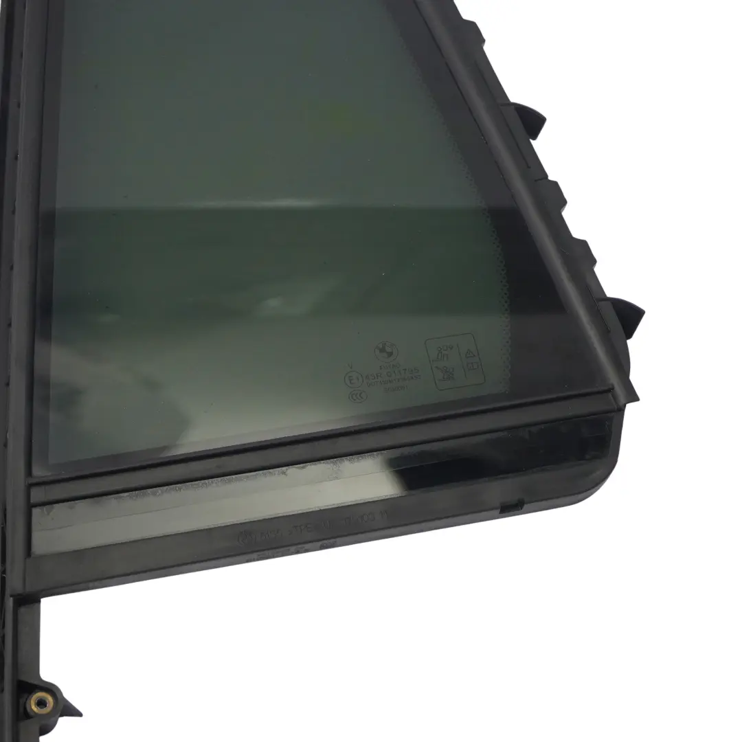 Szyba Karoseryjna Ćwiartka Wklejka Tył Lewo do BMW G02 o numerze 7416543 BMW G02 Szyba Karoseryjna Ćwiartka Wklejka Tył Lewo - SKU 7416543 - Numer Części 7416543