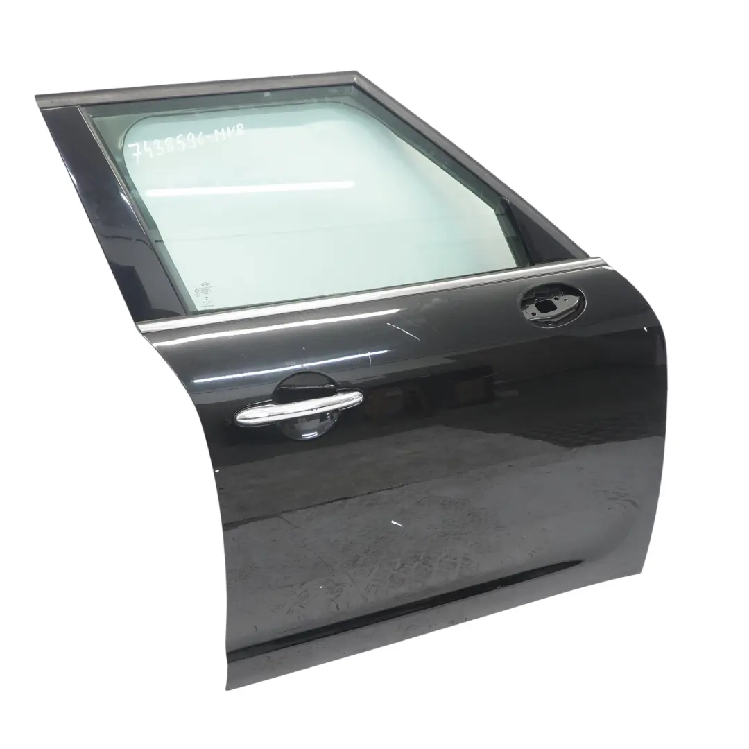Porta anteriore destra Midnight Black Metallic - A94 per Mini F60 Countryman con numero di parte 7438596 Mini F60 Countryman Porta anteriore destra Midnight Black Metallic - A94 - SKU 7438596-MNB - Numero di parte 7438596