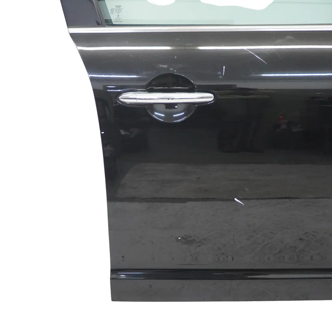Porta anteriore destra Midnight Black Metallic - A94 per Mini F60 Countryman con numero di parte 7438596 Mini F60 Countryman Porta anteriore destra Midnight Black Metallic - A94 - SKU 7438596-MNB - Numero di parte 7438596