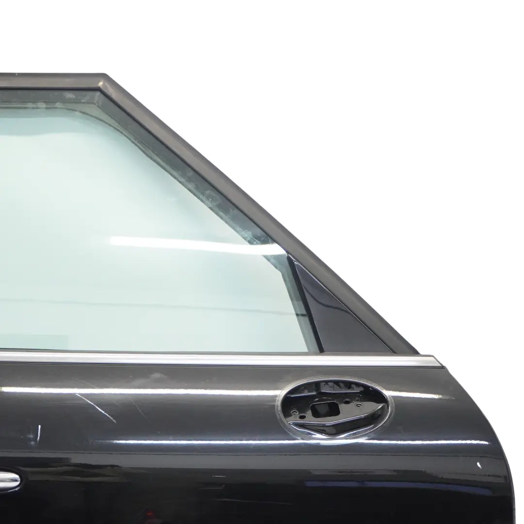 Vordertür Rechts Midnight Black Metallic - A94 für Mini F60 Countryman mit Teilenummer 7438596 Mini F60 Countryman Vordertür Rechts Midnight Black Metallic - A94 - SKU 7438596-MNB - Teilenummer 7438596